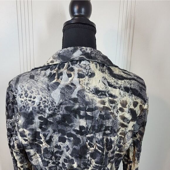 Passion Concept Blouse - Picture 8 of 14